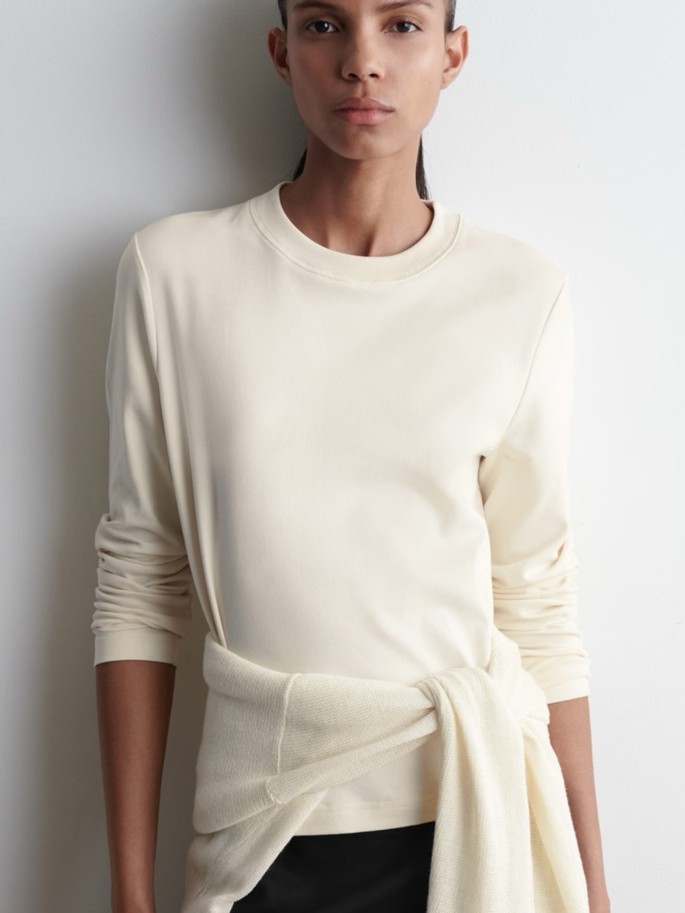 COS CLEAN CUT REGULAR LONG-SLEEVED T-SHIRT beige SMALL